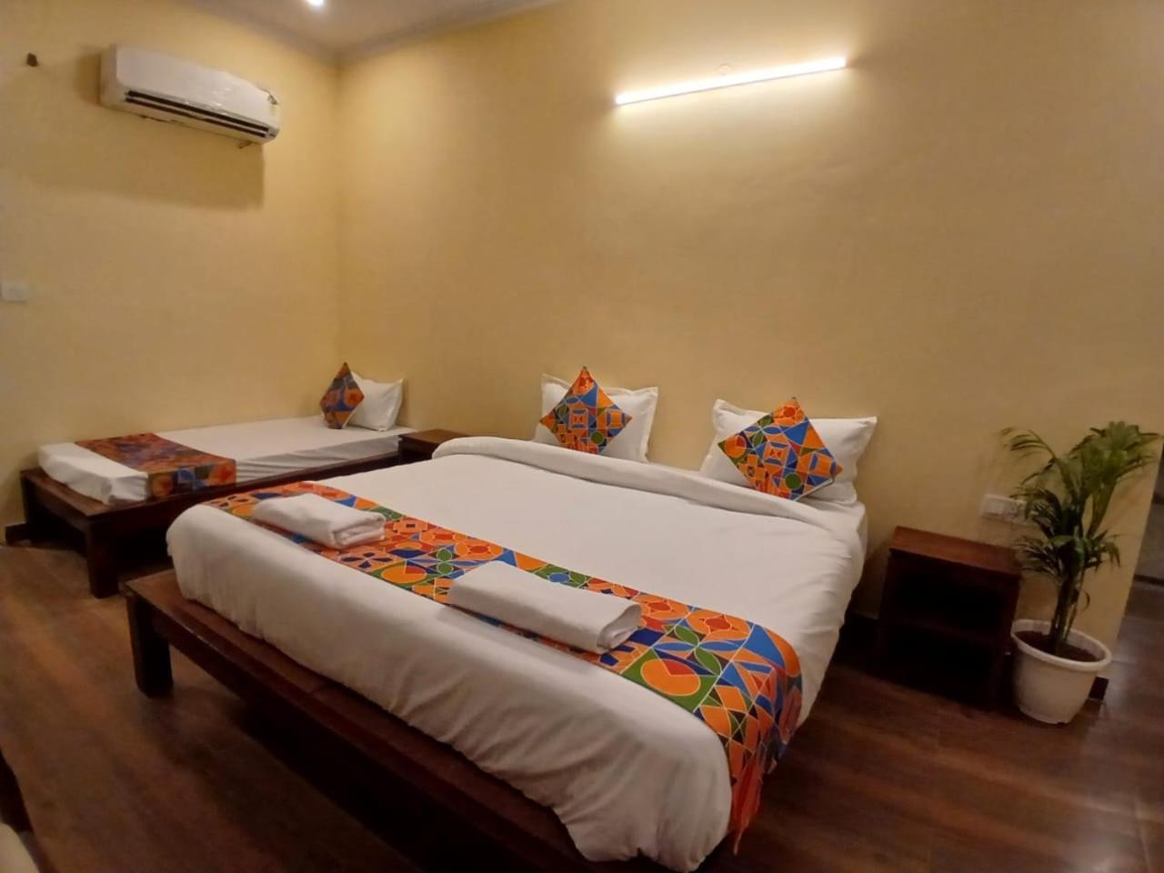 Hotel G M I, Sikar Road Jaipur Eksteriør bilde